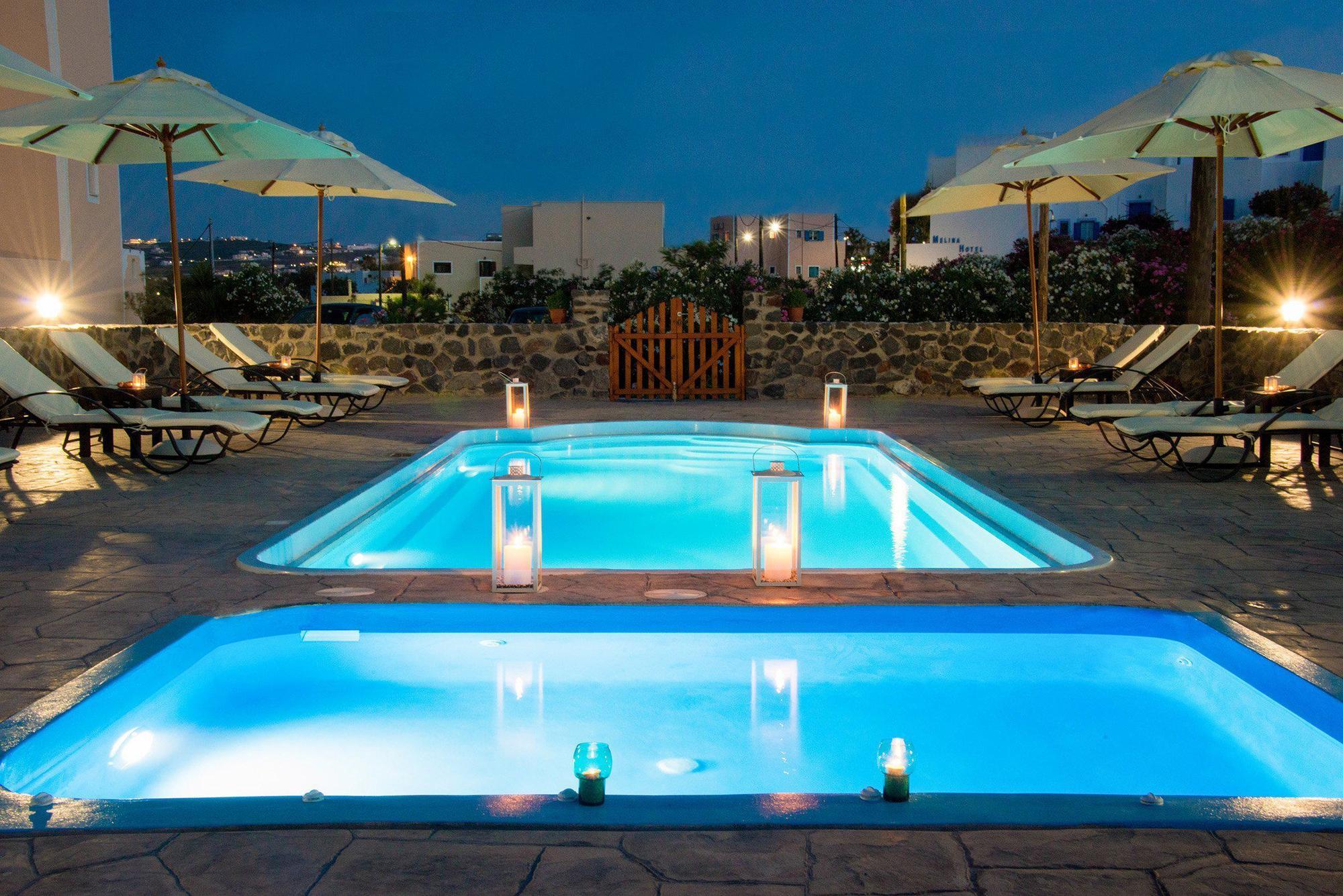 Apartahotel Anessis Fira (Santorini)